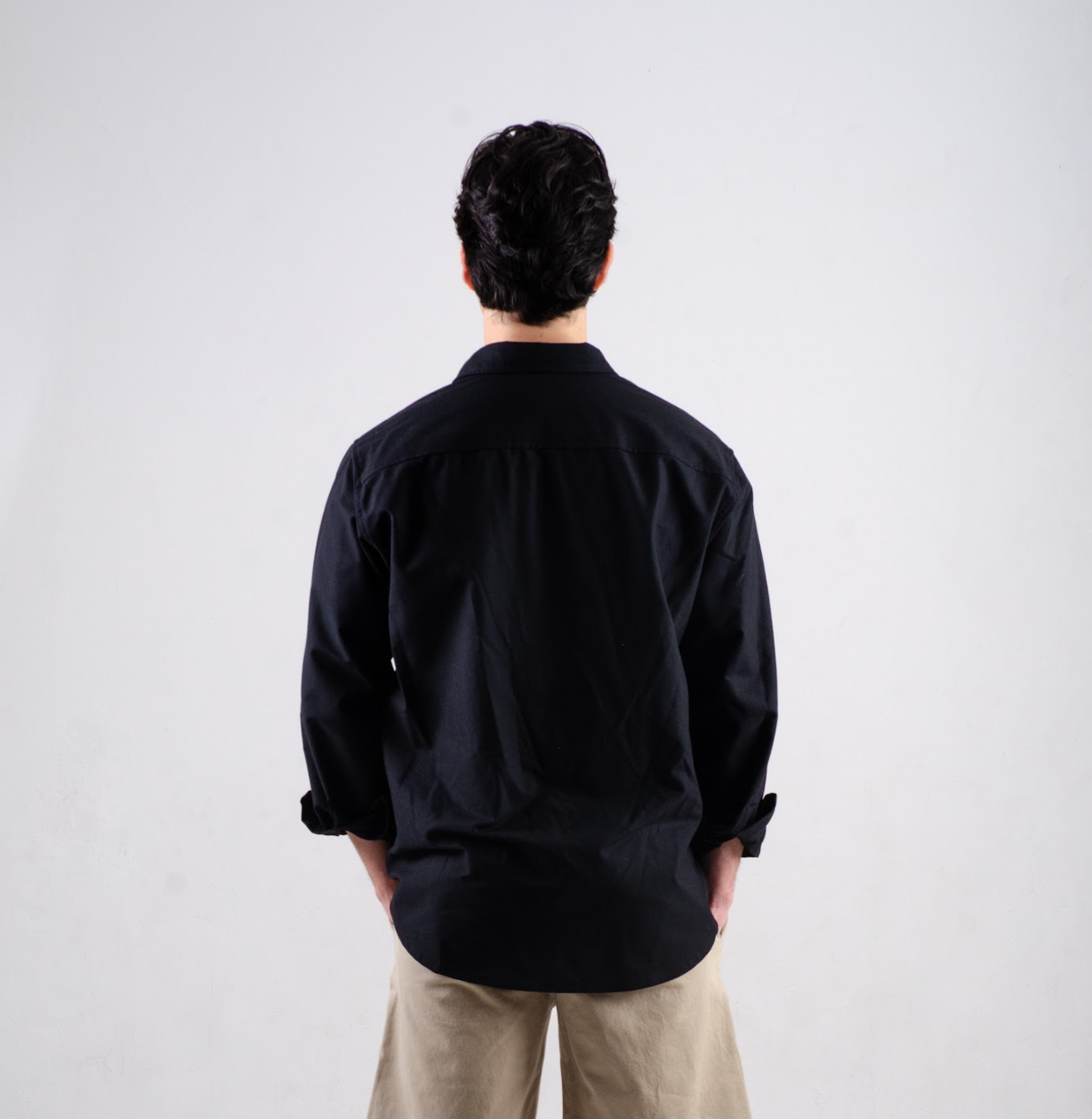 Camisa Manga larga Básica Negro