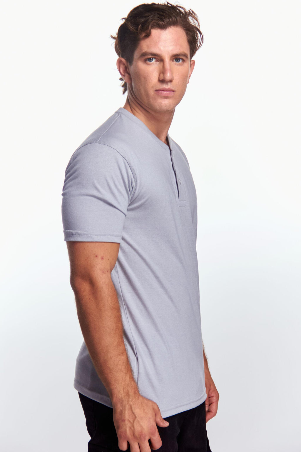 Playera Henley Manga corta Gris perla