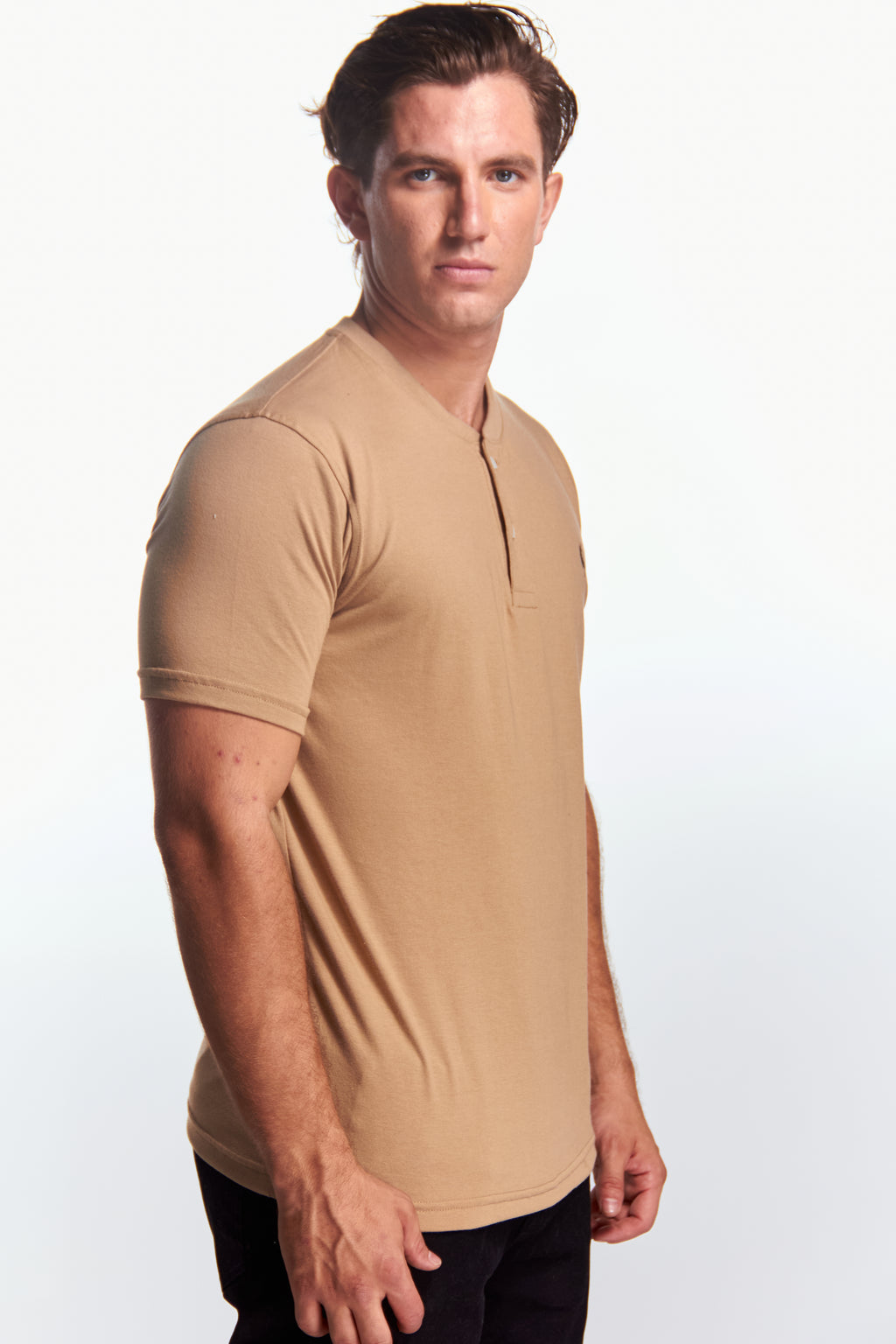 Playera Henley Manga corta Beige