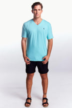 Playera Cuello V Básica Aqua