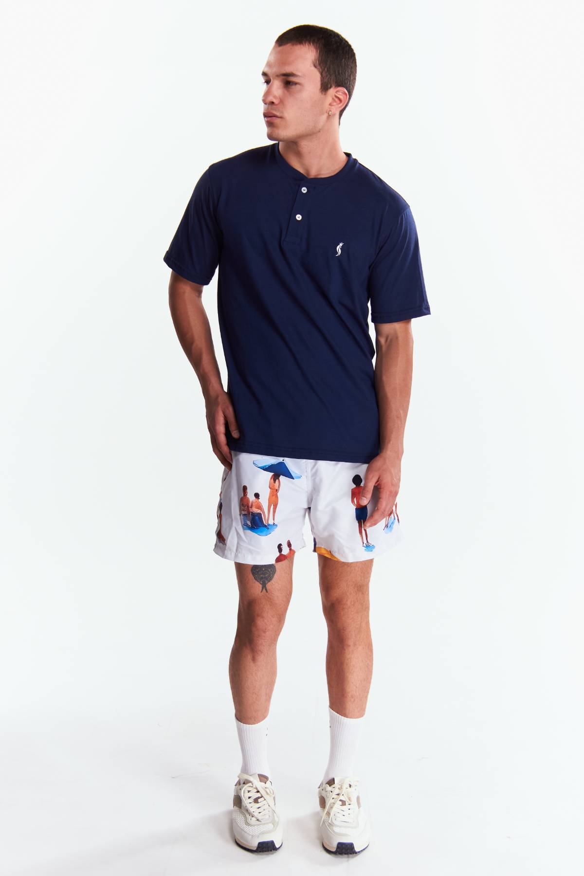 Playera Henley Manga corta Azul marino