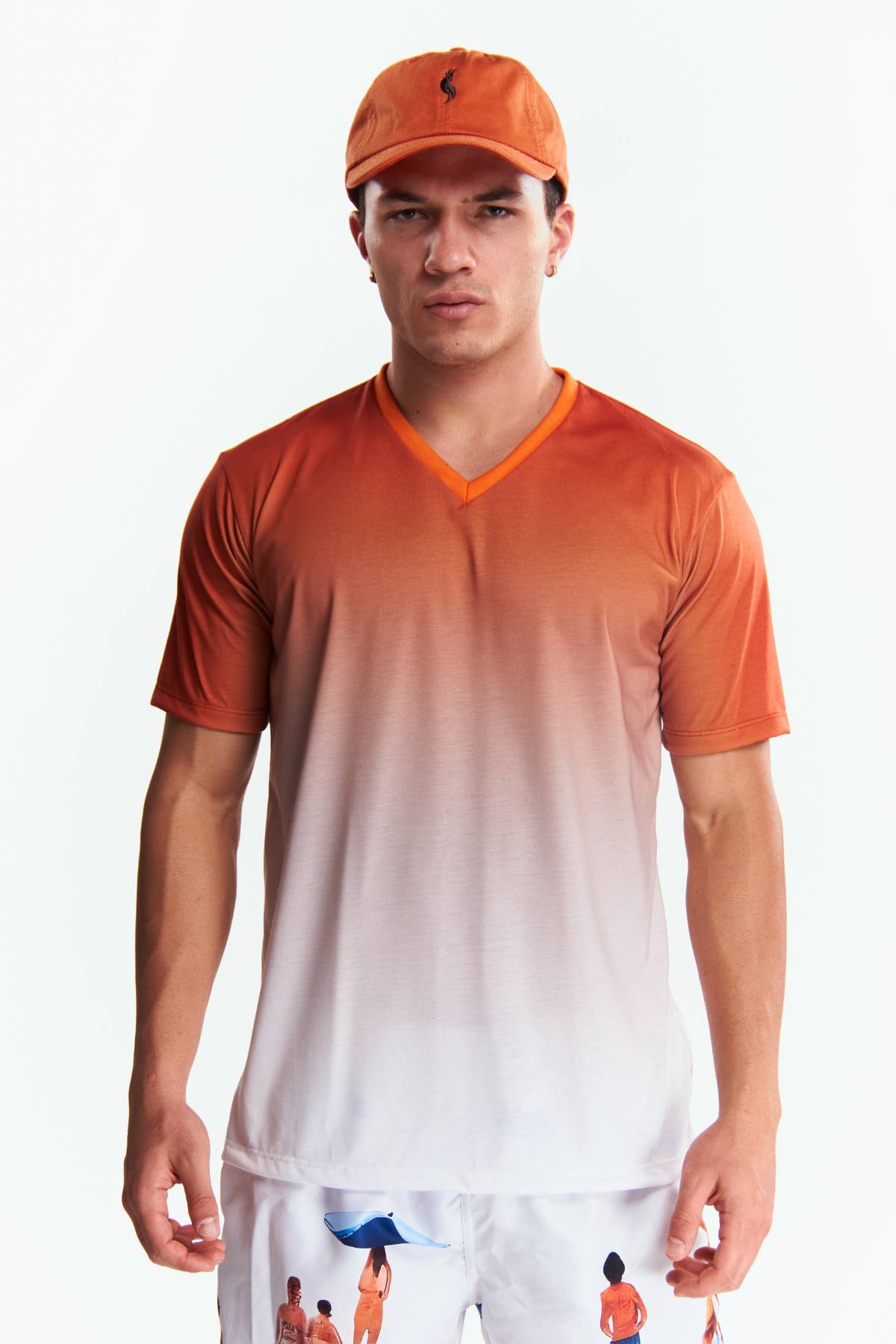 Playera Cuello V Manga corta Degradado Naranja